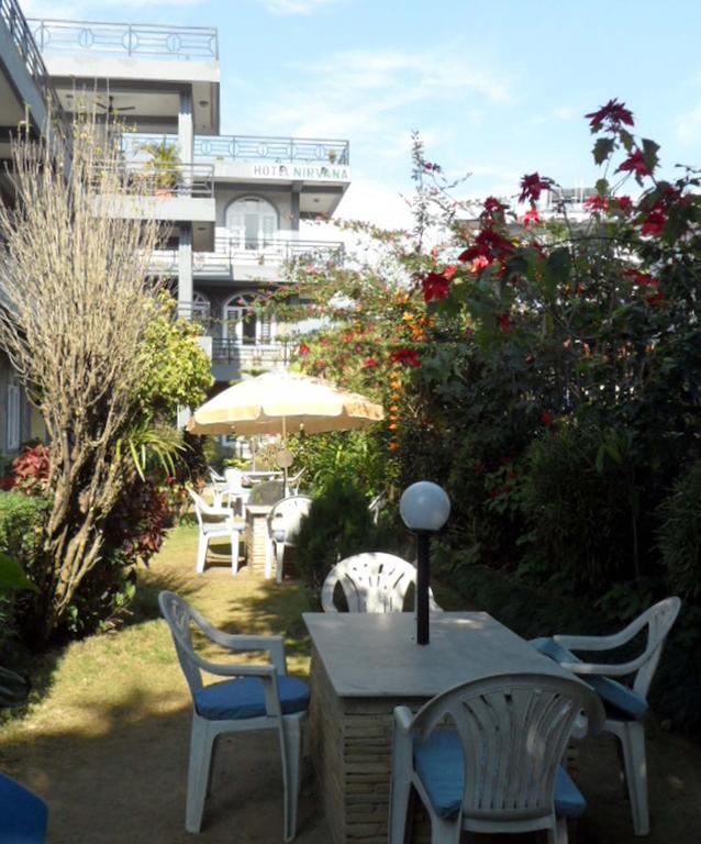 Hotel Nirvana Pokhara Kültér fotó